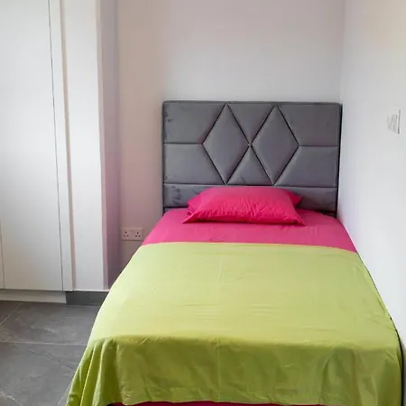 Bayview Terraces Apartment *