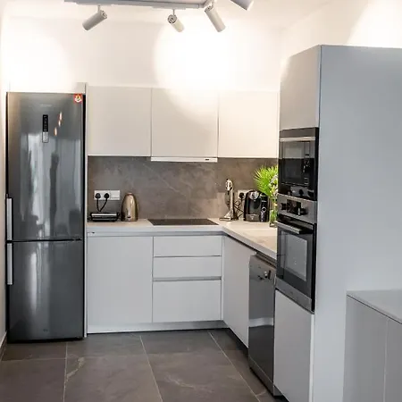 Bayview Terraces Apartment